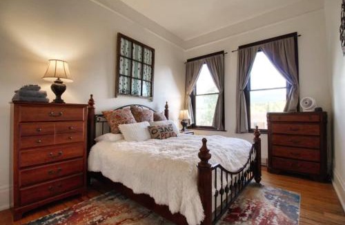 Leadville Apartment | Historic Mountain Loft with GREAT Views