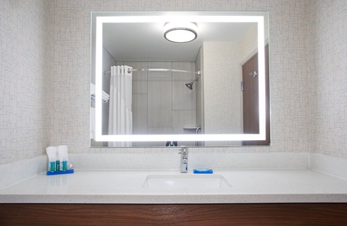 Fort Collins Hotel | Holiday Inn Express Hotel & Suites Ft. Collins by IHG
