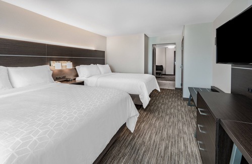 Trinidad Hotel | Holiday Inn Express & Suites Trinidad, an IHG Hotel