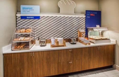 Trinidad Hotel | Holiday Inn Express & Suites Trinidad by IHG
