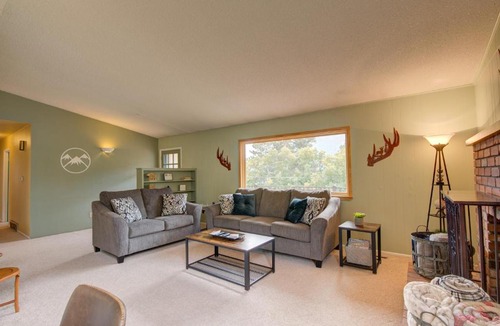 Cascade Villa | *Home Away From Home Cabin in the Mountains*