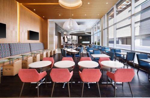 Downtown Denver Hotel | Homewood Suites- Denver Downtown Convention Center