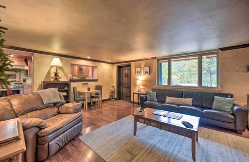 Cascade-Chipita Park Apartment | Homey Mtn View Escape: 11 Mi to Garden of the Gods