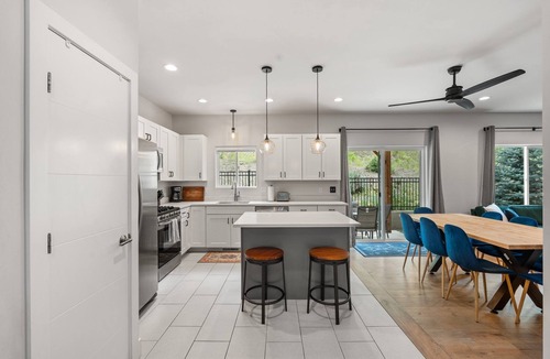 Durango House | Hot Tub/Air Conditioning/Close to Downtown/Pet Friendly