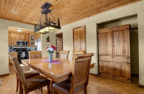 Spring Valley Cabin | Hot tub Cabin, GAME ROOM, Pikes Peak Views