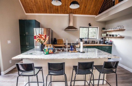 Los Ranchitos Estates Ski Chalet | Hot Tub + Fire Pit - Games + Loft - 20min to Durango-Silverton Train