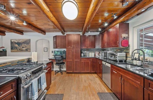 Berkley House | Hot Tub Hideaway w/Pickleball & Game Room