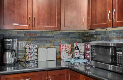 Berkley House | Hot Tub Hideaway w/Pickleball & Game Room