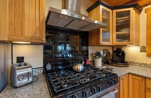 Bayfield Cabin | Hot Tub, Wildlife Viewing, Close to Vallecito Lake!