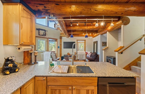 Bayfield Cabin | Hot Tub, Wildlife Viewing, Close to Vallecito Lake!