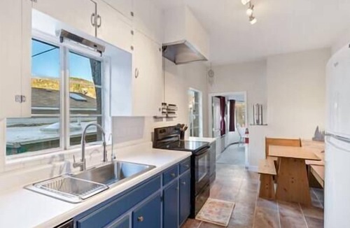 Manitou Springs House | HotTub*2Bed - Garden of the Gods, Colorado Springs