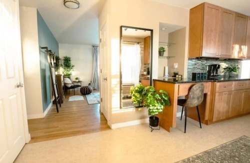 Englewood House | Hound Haven! Cozy Denver Getaway next to Dog Park!