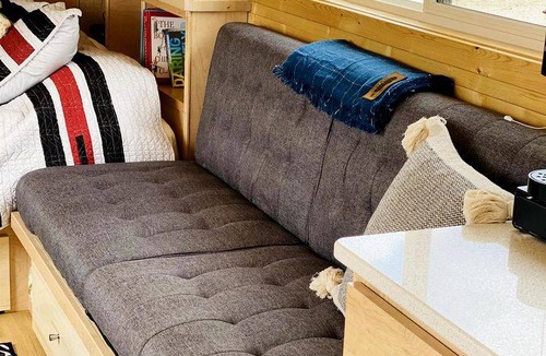 Meeker House | House ∙ 1 bedroom ∙ 4 guests
