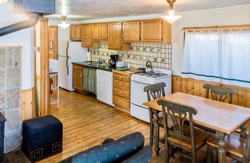 Clark House | House ∙ 1 bedroom ∙ 4 guests