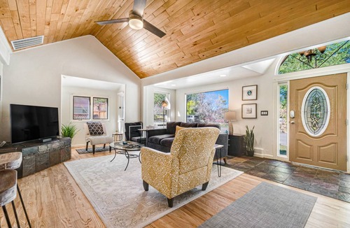 Glenwood Springs House | House ∙ 3 bedrooms ∙ 6 guests