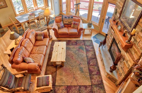 Blue River House | House ∙ 3 bedrooms ∙ 8 guests