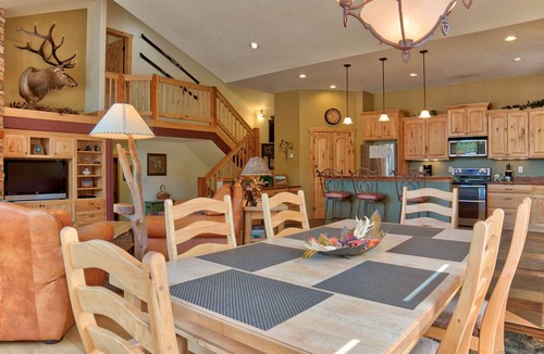 Blue River House | House ∙ 3 bedrooms ∙ 8 guests