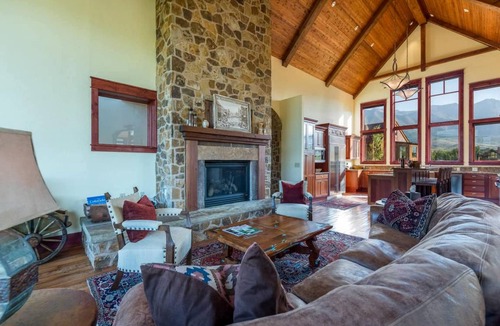 Mountain Village House | House ∙ 4 bedrooms ∙ 9 guests