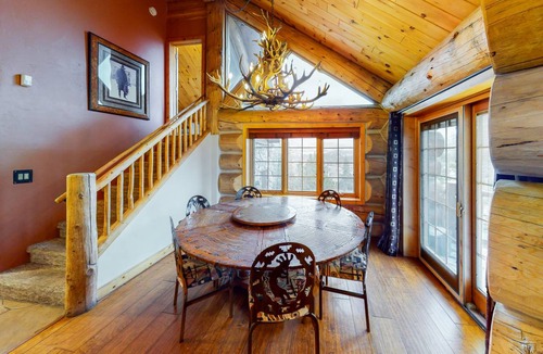 Summit Cove House | House ∙ 4 bedrooms ∙ 10 guests