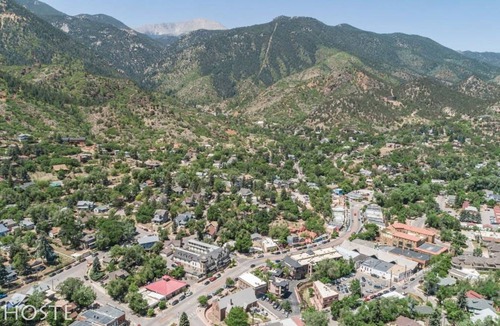 Manitou Springs House | House ∙ 3 bedrooms ∙ 8 guests