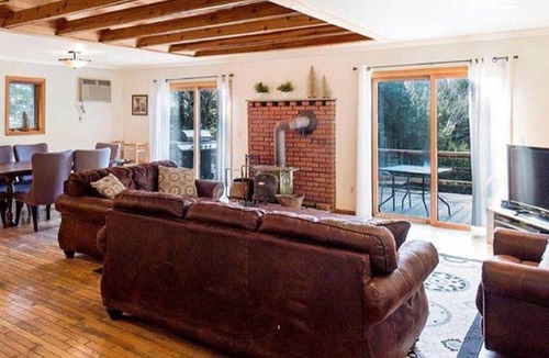 Jewett House | Hunter Mountain House- Private Pond & Prime Loc.