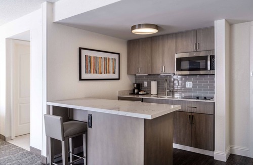 Southeast Colorado Springs Hotel | Hyatt House Colorado Springs Airport