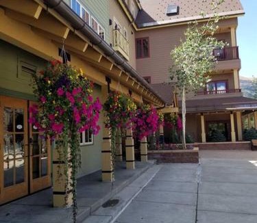 Peak 9 Apartment | Hyatt Main Street Station 3BD A - Steps to Peak 9