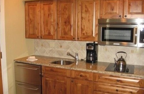 Beaver Creek Condo | HYATT MOUNTAIN LODGE - HOTEL AMENITIES, CONDO COMFORTS, SEASON SPEC