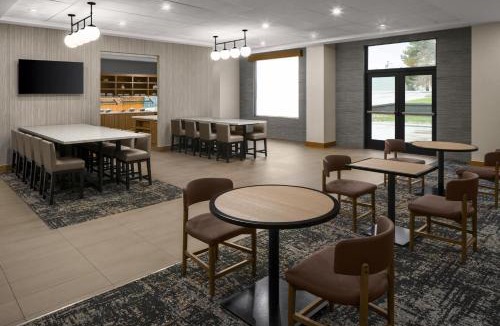 Glendale Hotel | Hyatt Place Denver Cherry Creek