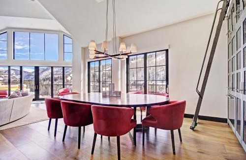 Vail Apartment | Iconic 5 Bedroom Penthouse at the Ritz-Carlton