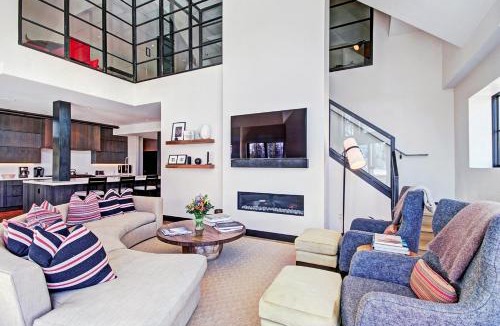 Vail Apartment | Iconic 5 Bedroom Penthouse at the Ritz-Carlton