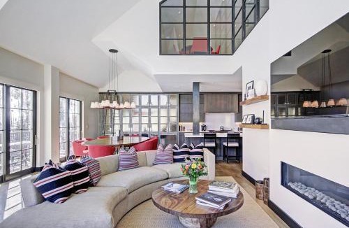 Vail Apartment | Iconic 5 Bedroom Penthouse at the Ritz-Carlton
