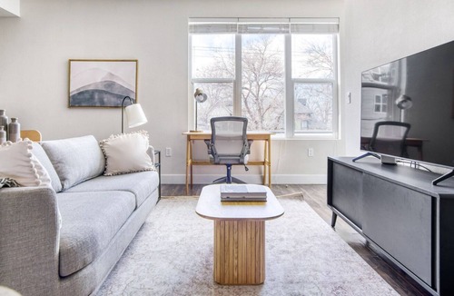 West Highland Apartment | Ideal Highland 1BR w/ Roof, Gym & W/D, near Highland Park, by Blueground
