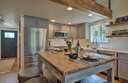 Elizabeth Apartment | Idyllic Escape: Peaceful Country Casita w/ Views!