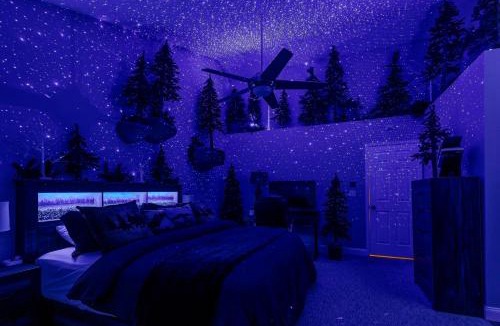 Lakewood Villa | Immersive Spa Retreat with Sauna & 15m to Red Rocks