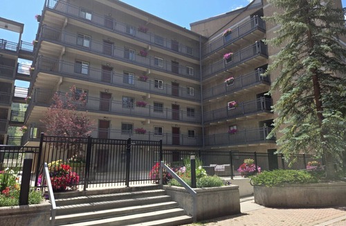 Vail Apartment | In the heart of Vail 2 bed 2 bathroom whole condo