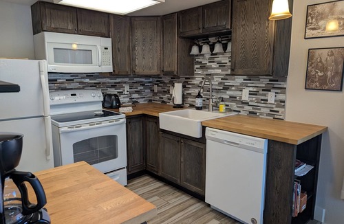 Durango House | In-Town Hideaway | Pool | Hot Tub | Trails