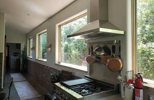 Mancos House | In Town - Peaceful, Eclectic Casita with Fire Pit
