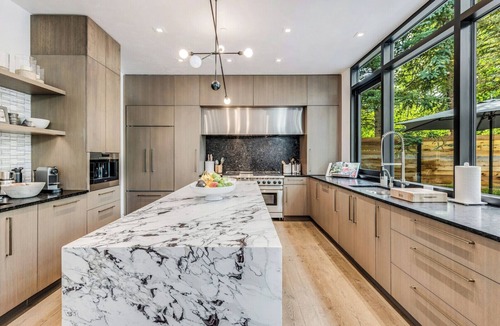 Aspen House | Incredible contemporary home overlooking the Roaring Fork River in Aspen CO