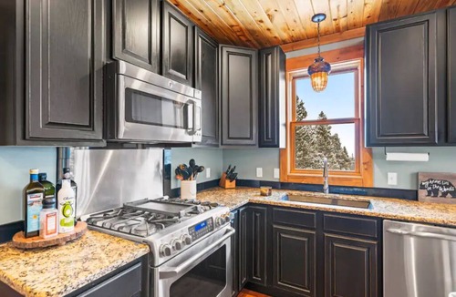 Fairplay House | Incredible Mountain Getaway nHot Tub, Pool Table, Hot Springs, Moose sightings