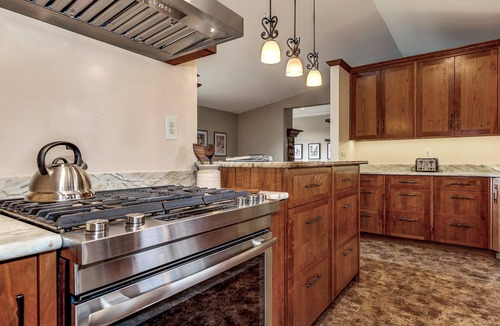 Woodland Park House | Incredible Mountain Home, Pikes Peak View, 21 acres!