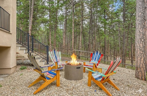 Colorado Springs House | Incredible Views ~ 6BR ~ Sleeps 20 + Hot Tub, Game Room, Theatre, Gym