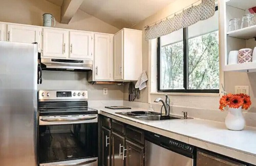 Lafayette House | Inviting Coal Creek Large Home