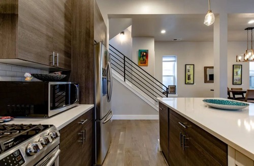 Highland House | Inviting space for groups in the heart of LoHi!