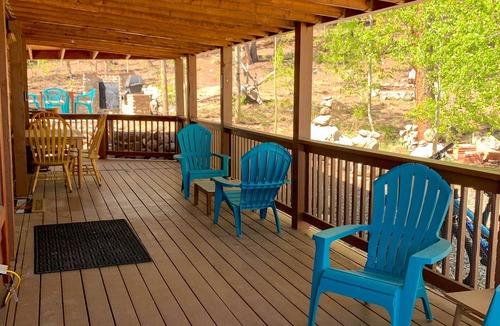 Fairplay Cabin | Inviting Tiny Home with Spacious Decks and Outdoor Space - The Northstar Cabin
