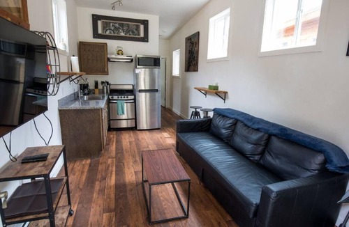 Idaho Springs Cabin | Iron Horse Cabin at Base Camp Lodging Company