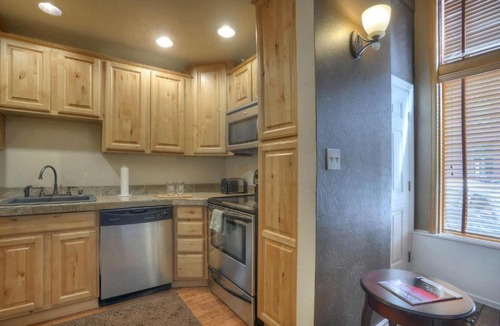 Historic Downtown Durango House | Jarvis Condo 109