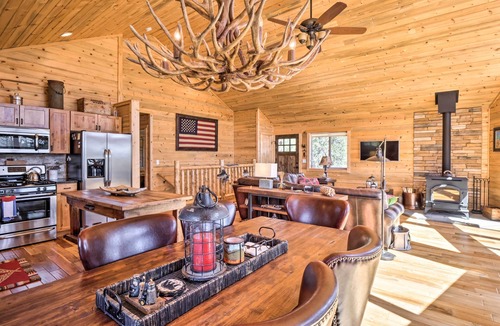 Indian Mountain House | Jefferson Cabin w/Fire Pit: Near Hiking Trails!