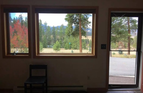 Sunset Ridge House | Just Around the Bend From Devil's Thumb Ranchn