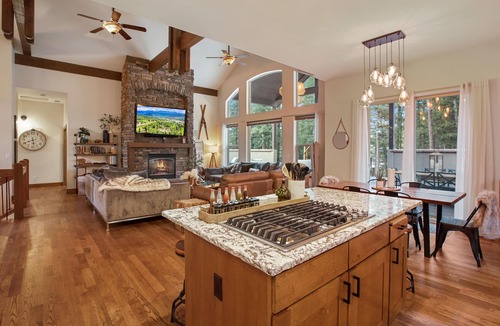 Woodland Park House | JUST LISTED -Family Gathering Paradise! Pool, Arcade, Hot Tubs, Fire Pits & MORE